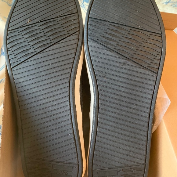 Men’s Toms Denim Sneakers! - Picture 3 of 4